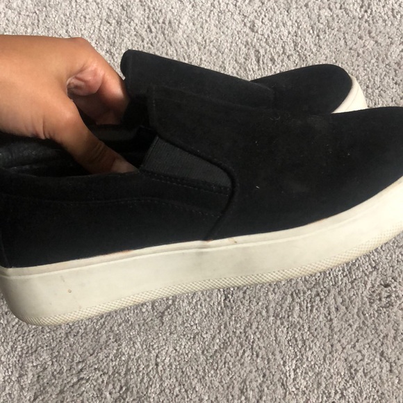 Steve Madden Slip Ons - Picture 4 of 6